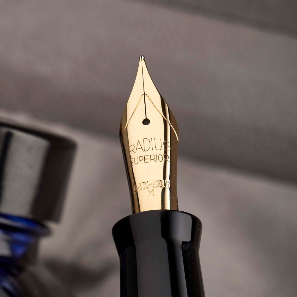 Radius Superior Vernazza Green Fountain pen