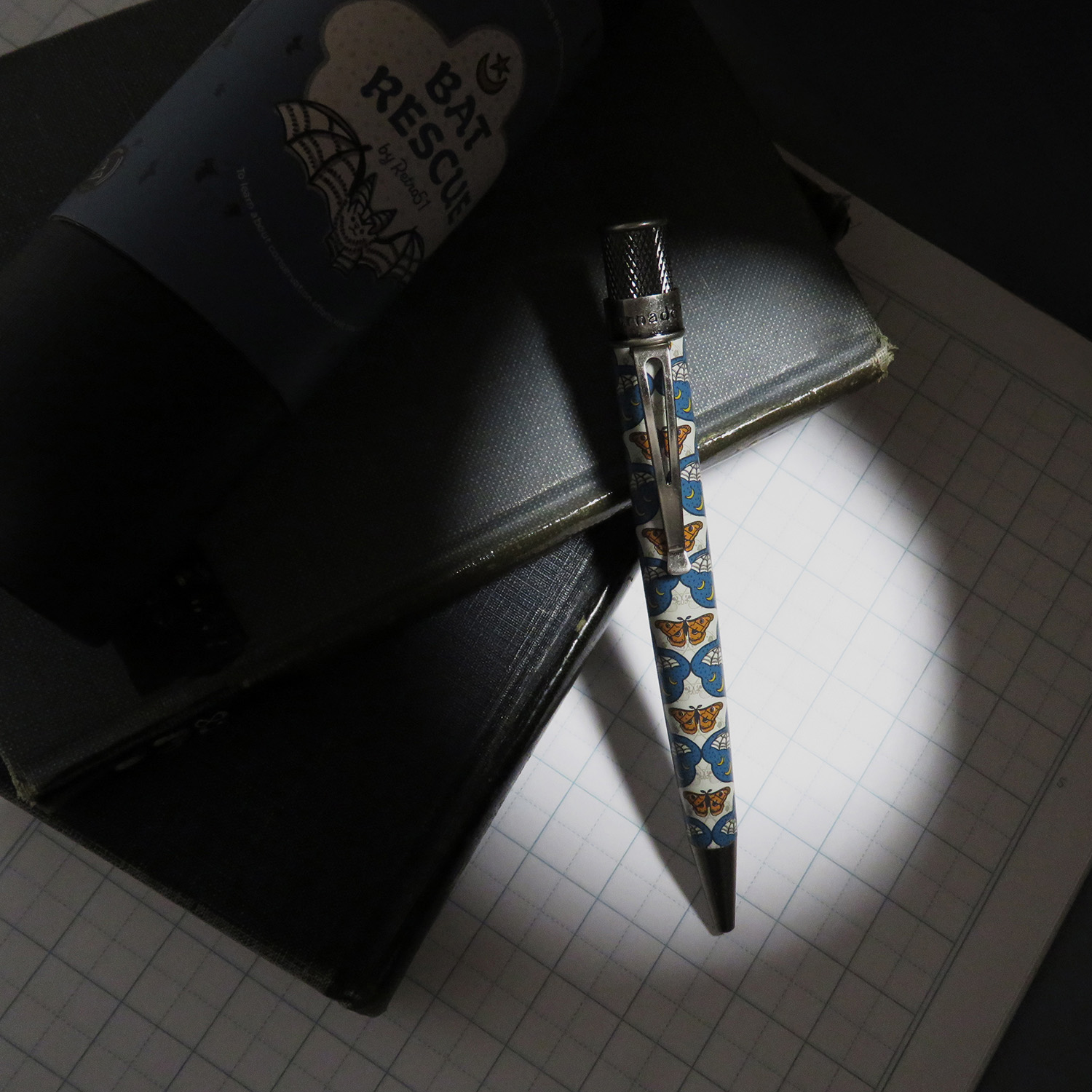 Retro 51 Tornado Bat Rescue Rollerball / Kugelschreiber