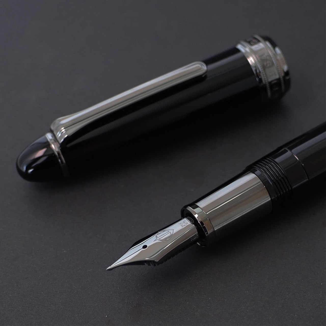 Sailor 1911L Black BT Naginata Togi Stylo plume