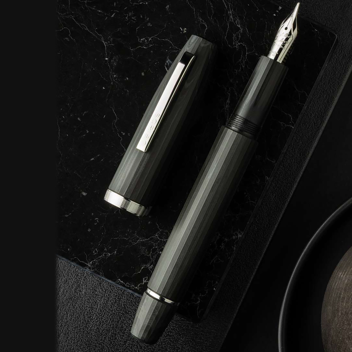 Scribo Flow Ebonite Dimensione  ST Stylo plume