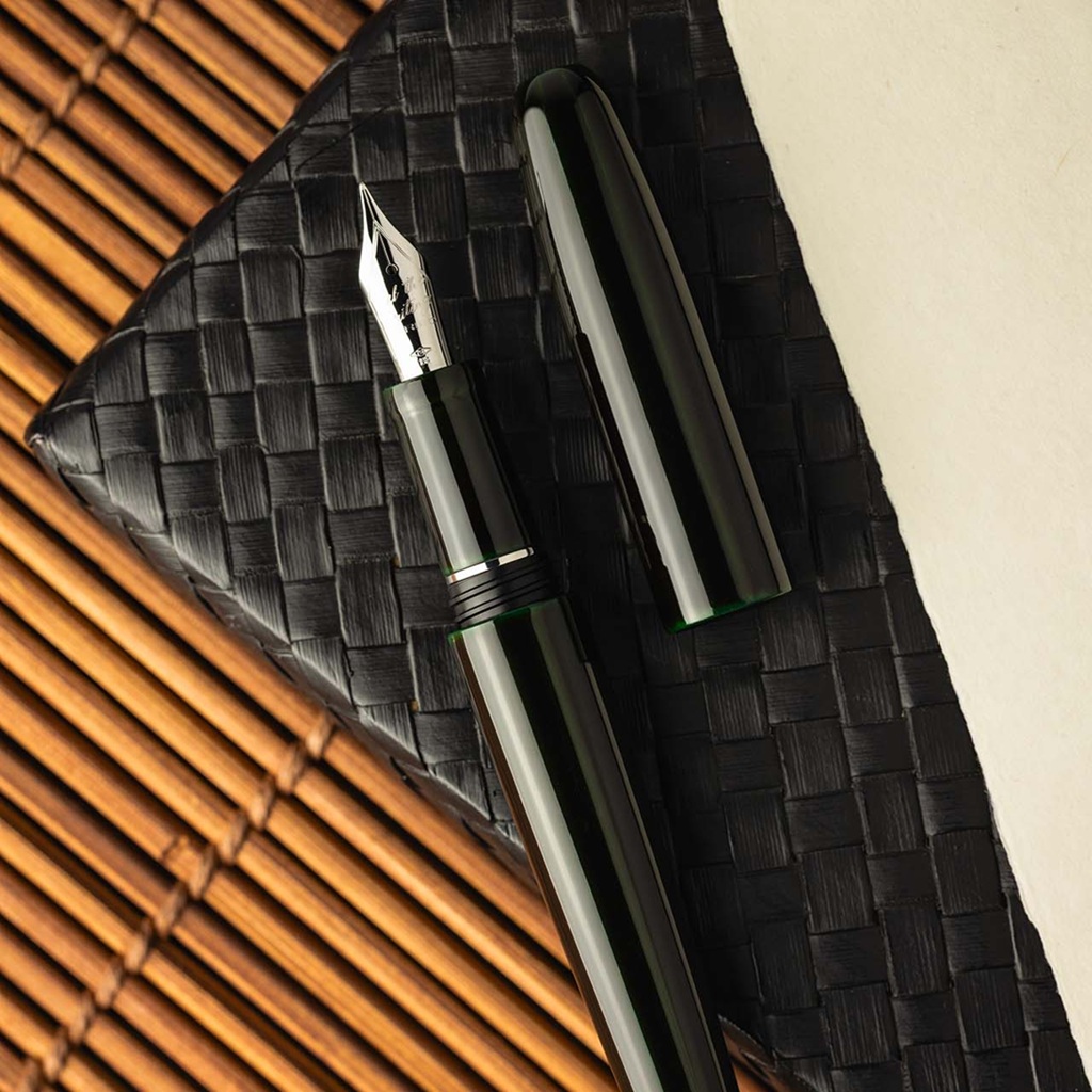 Scribo Piuma Urushi Tamenuri Hane Kuro ST Fountain pen Scribo Piuma Urushi Tamenuri Hane Kuro ST Fountain pen