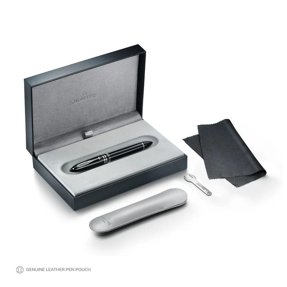 Sheaffer Balance III Glossy Black CT Reservoarpenna
