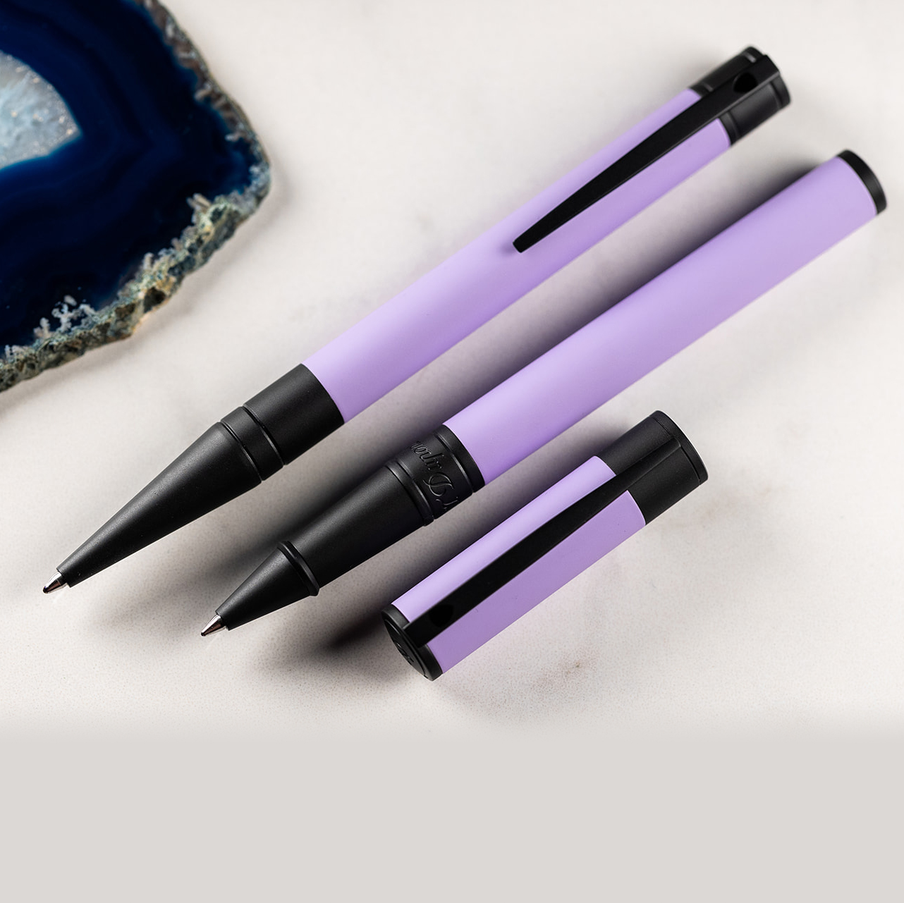 S.T. Dupont D-Initial Velvet Lilac & Black Rollerball 262001
