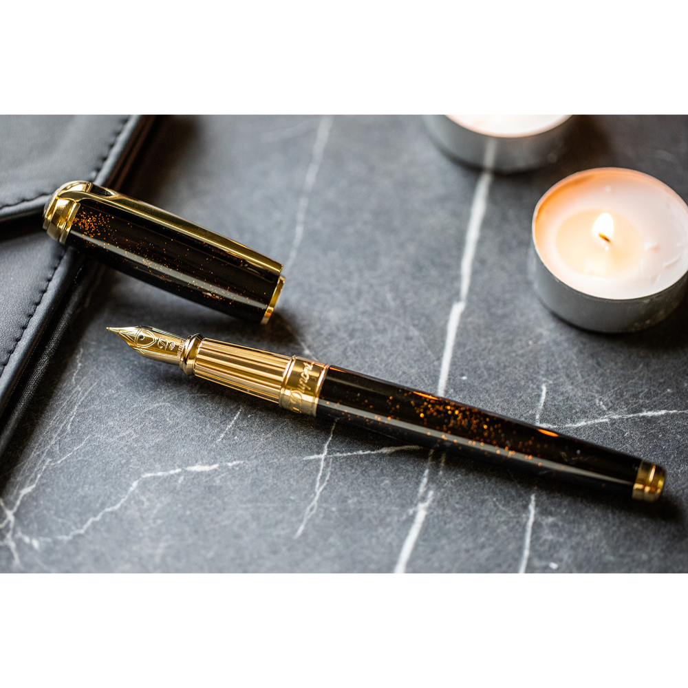 S.T. Dupont Line D Gold Dust Fountain pen S.T. Dupont Line D Gold Dust Fountain pen