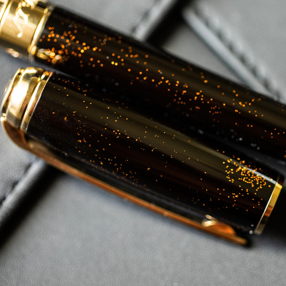S.T. Dupont Line D Gold Dust Fountain pen S.T. Dupont Line D Gold Dust Fountain pen