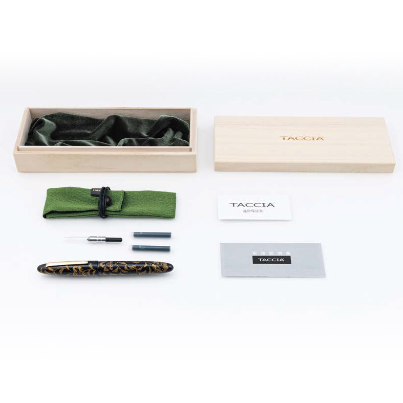 Taccia Ho-So-Ge Chin-Kin Urushi Tan-rei Fountain pen Taccia Ho-So-Ge Chin-Kin Urushi Tan-rei Fountain pen