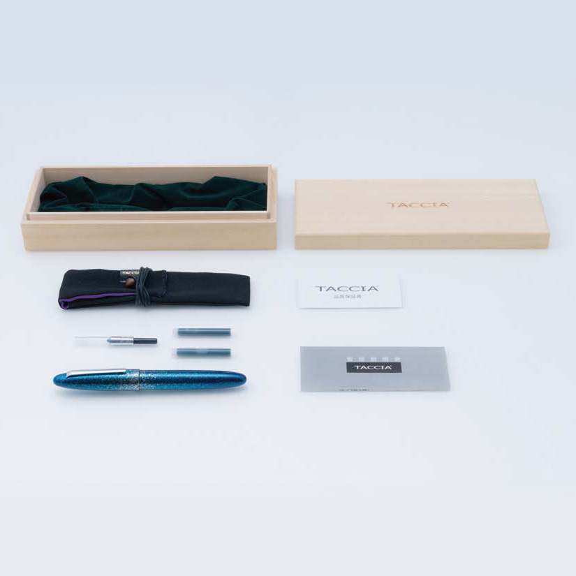 Taccia Galactic Gems Blue Galaxy Fountain pen Taccia Galactic Gems Blue Galaxy Fountain pen