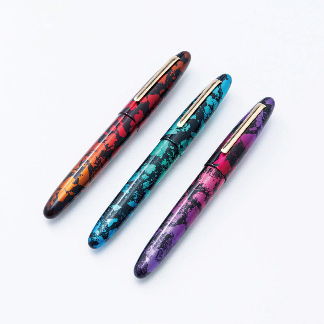 Taccia The Pitch Black Universe Aurora Fountain pen Taccia The Pitch Black Universe Aurora Fountain pen