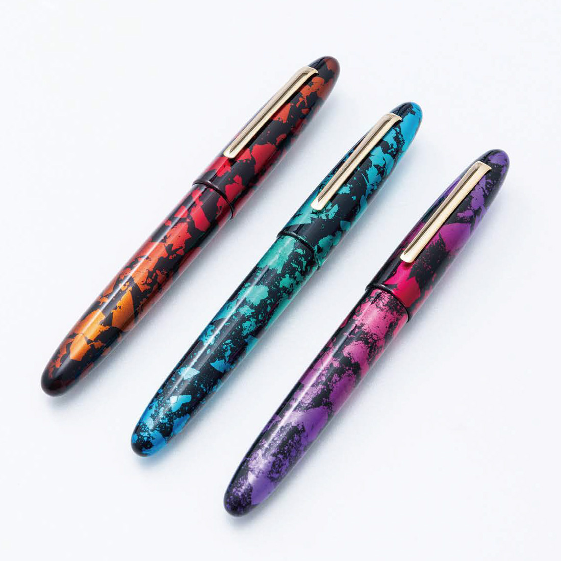 Taccia The Pitch Black Universe Water Fountain pen Taccia The Pitch Black Universe Water Fountain pen