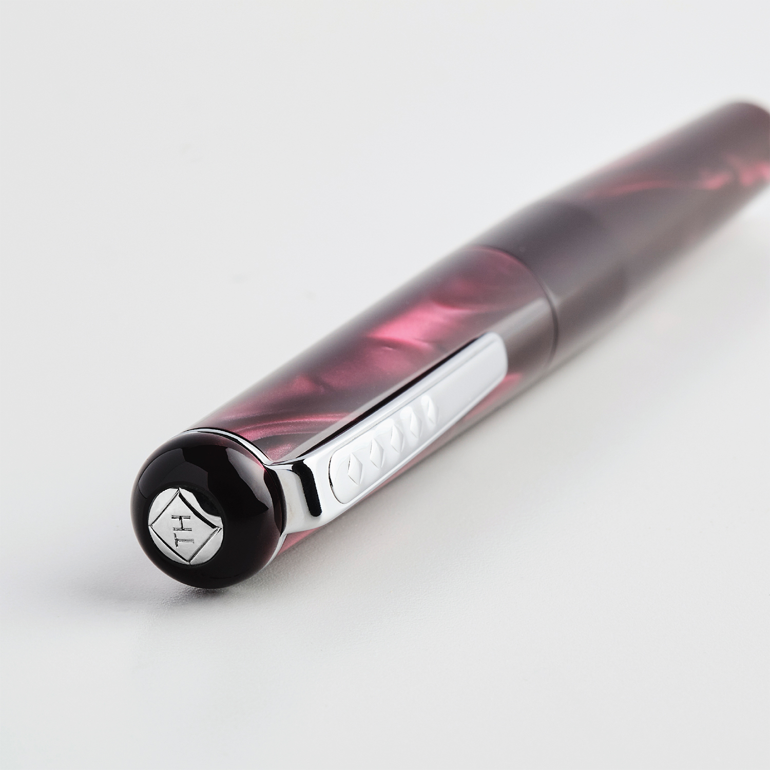 Tom Hessin Charles Collection Castle Claret Fountain pen Tom Hessin Charles Collection Castle Claret Fountain pen
