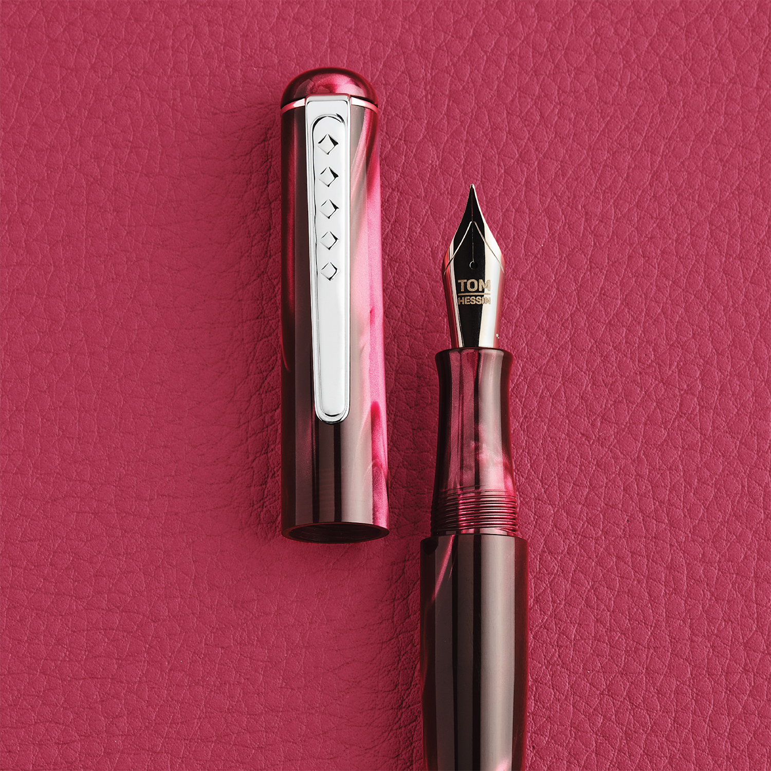 Tom Hessin Charles Collection Castle Claret Fountain pen Tom Hessin Charles Collection Castle Claret Fountain pen