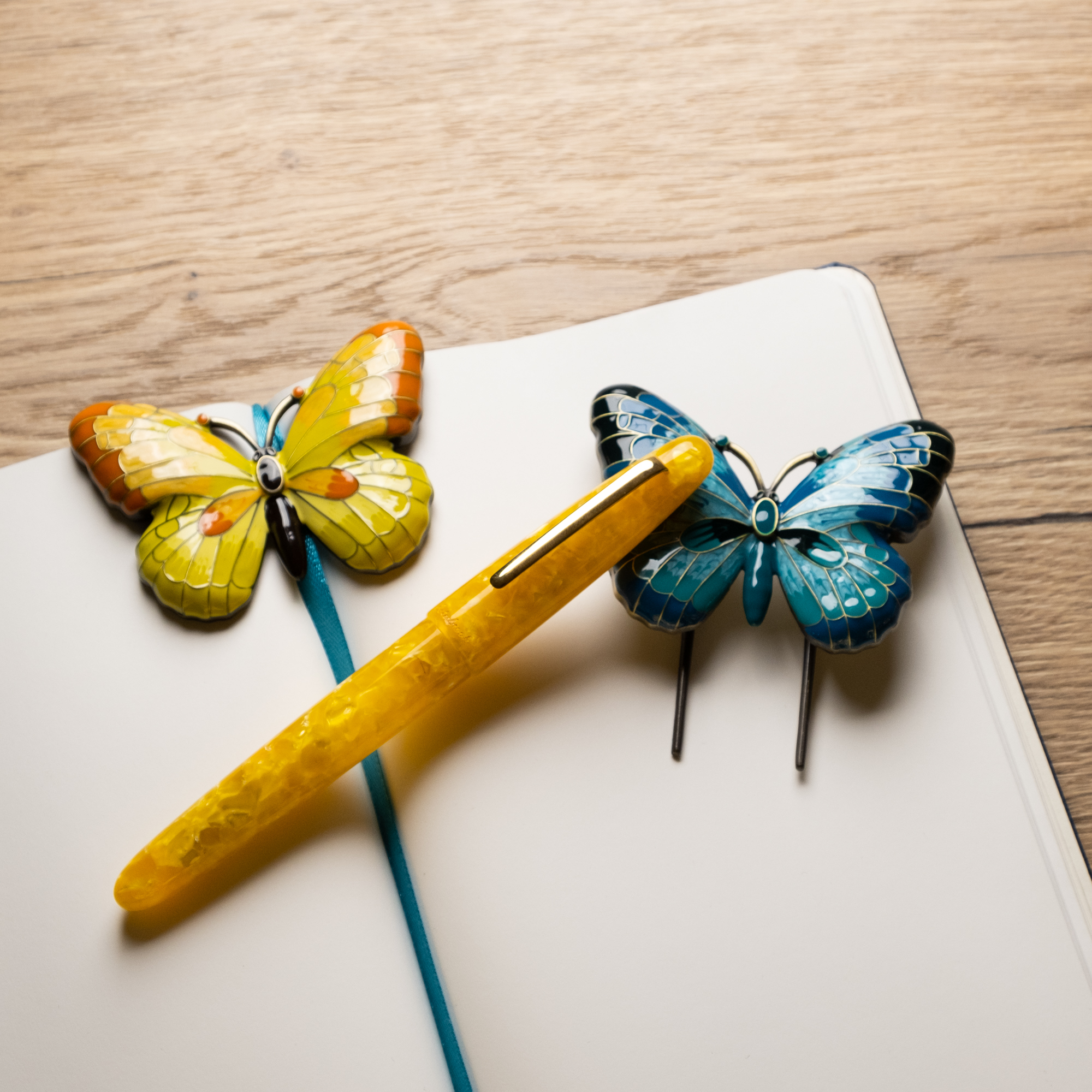 Esterbrook Butterfly Yellow Book Holder Esterbrook Butterfly Yellow Book Holder