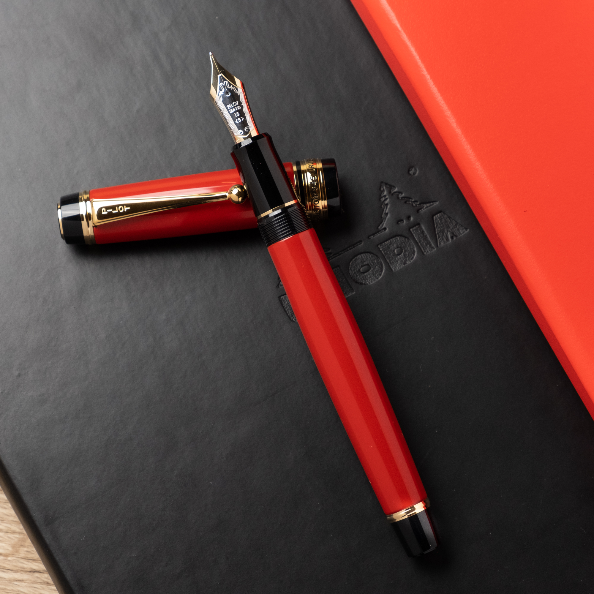 Pilot Custom 845 Urushi Red Fountain pen