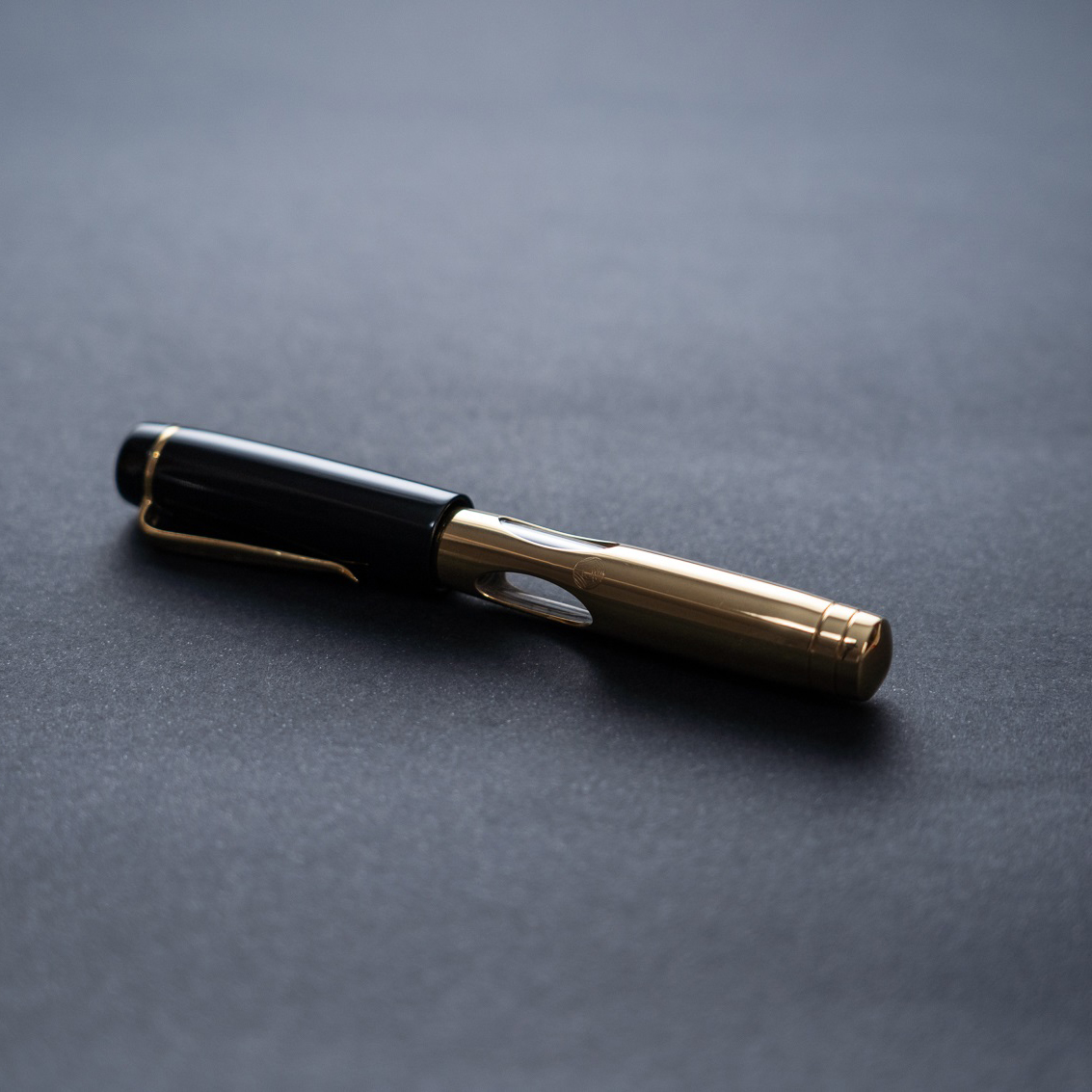 Ulpia 117 Ebonite Black and Brass Mira GT Vulpen