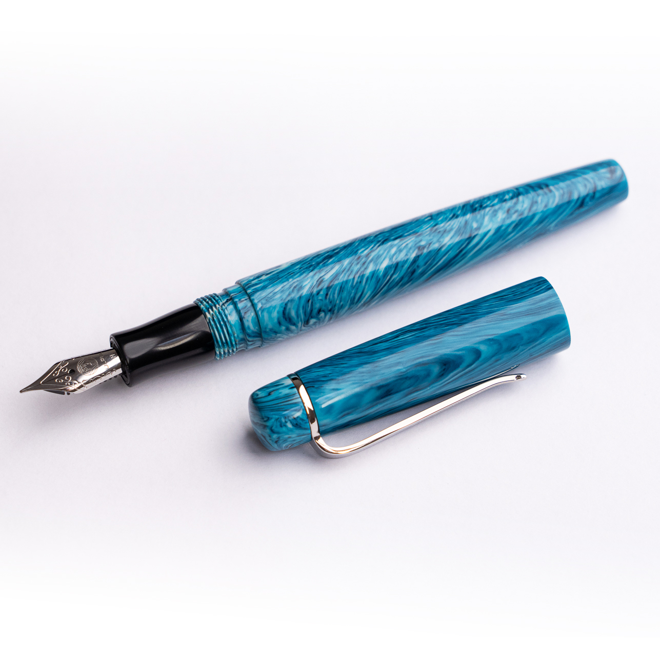 Ulpia Clasica Blue Jungle Fountain pen Ulpia Clasica Blue Jungle Fountain pen