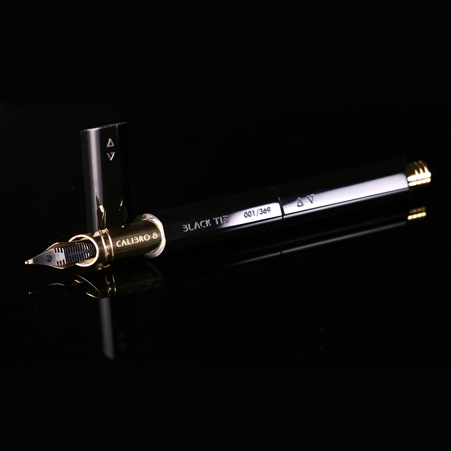 Venvstas Calibro 8 Black Tie Caneta de tinta permanente