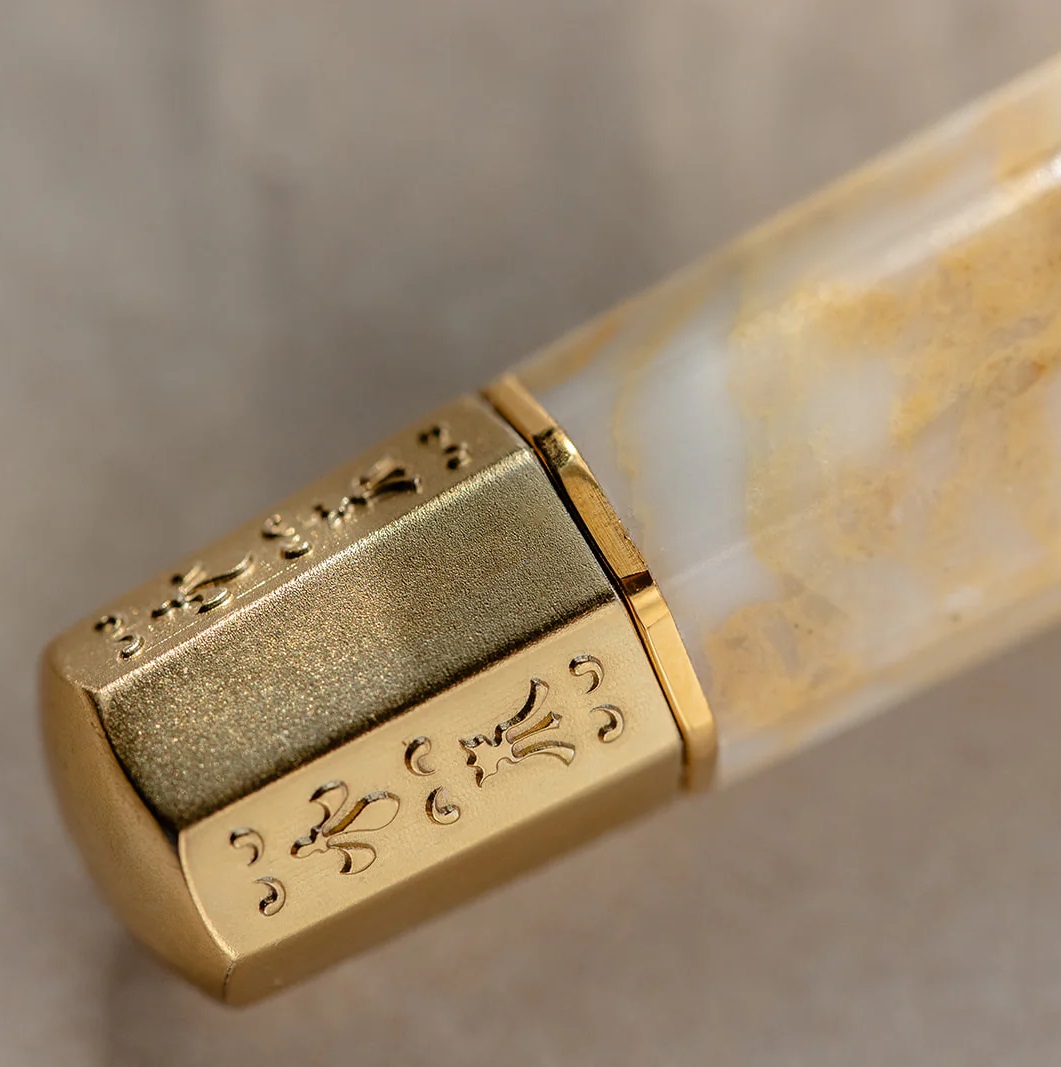 Visconti Il Magnifico Calacatta Gold Marble Limited Edition Fountain pen Visconti Il Magnifico Calacatta Gold Marble Limited Edition Fountain pen