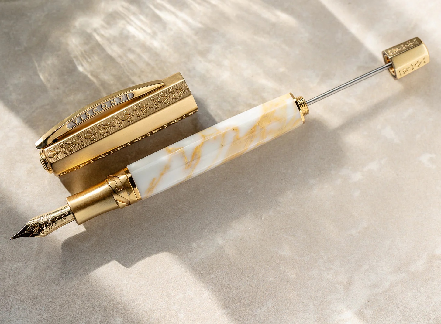 Visconti Il Magnifico Calacatta Gold Marble Limited Edition Fountain pen Visconti Il Magnifico Calacatta Gold Marble Limited Edition Fountain pen