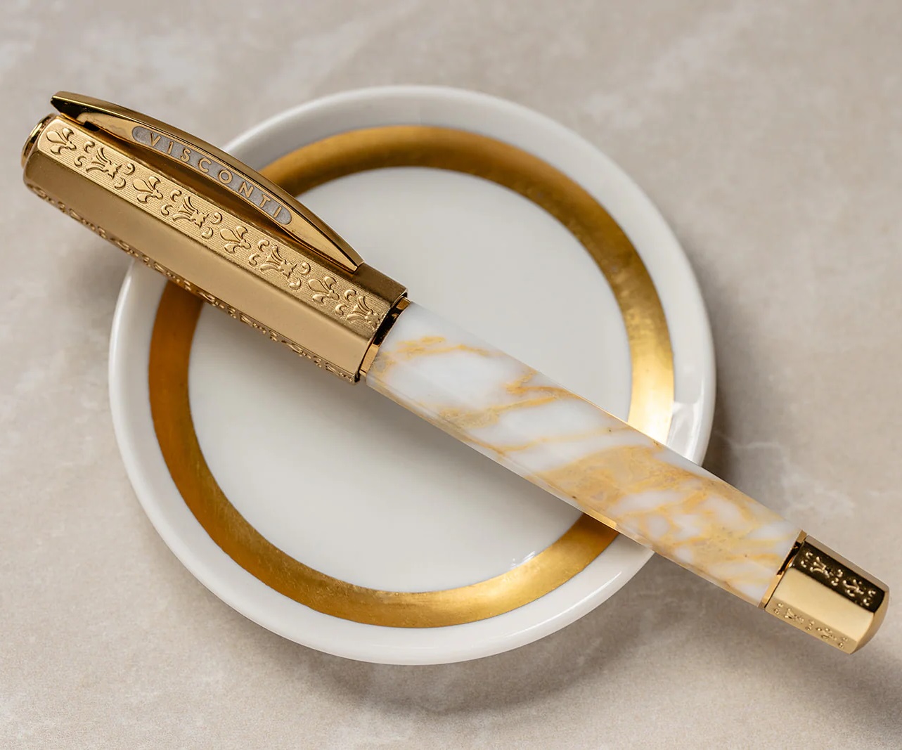 Visconti Il Magnifico Calacatta Gold Marble Limited Edition Fountain pen Visconti Il Magnifico Calacatta Gold Marble Limited Edition Fountain pen