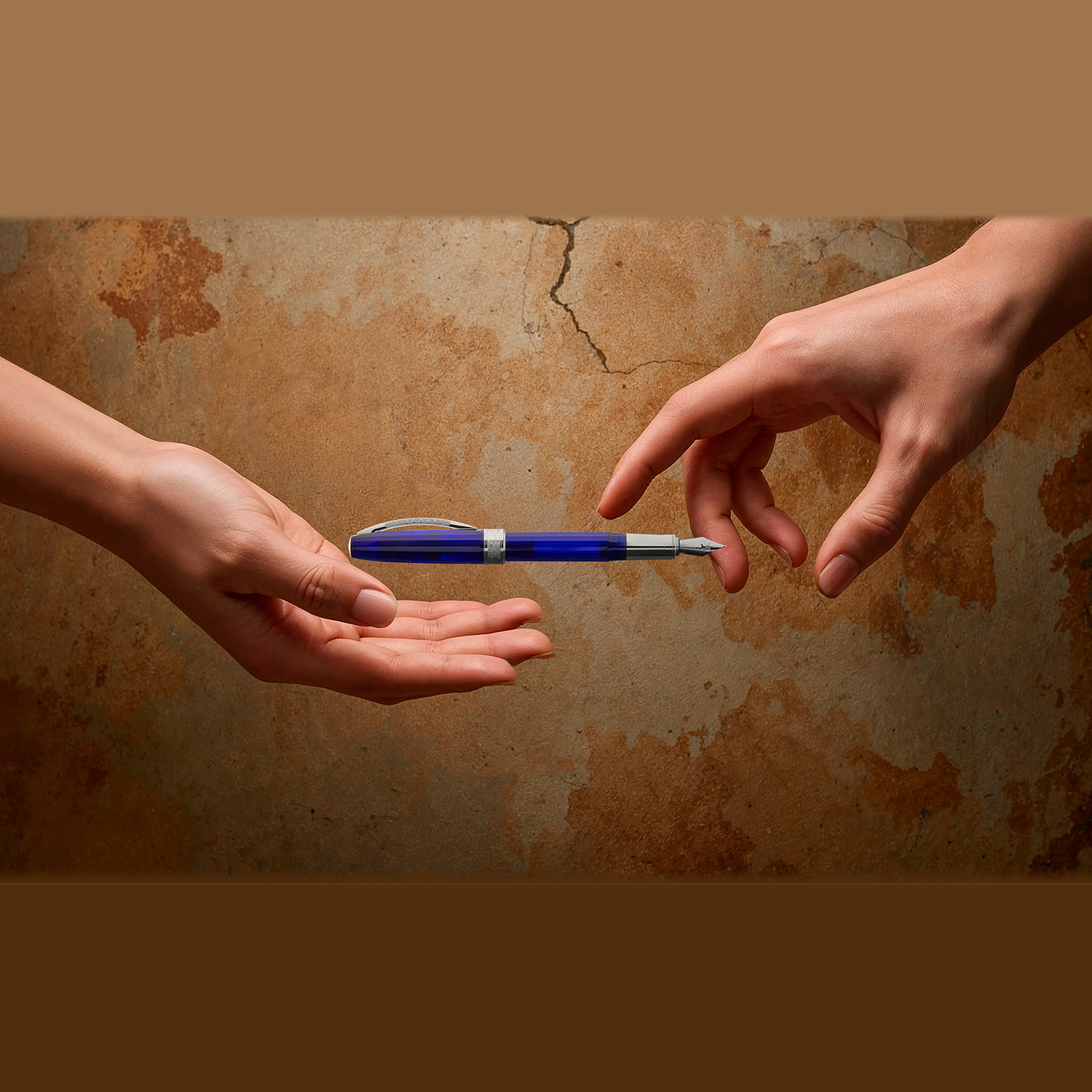 Visconti Michelangelo Translucent Blue Stylo Plume