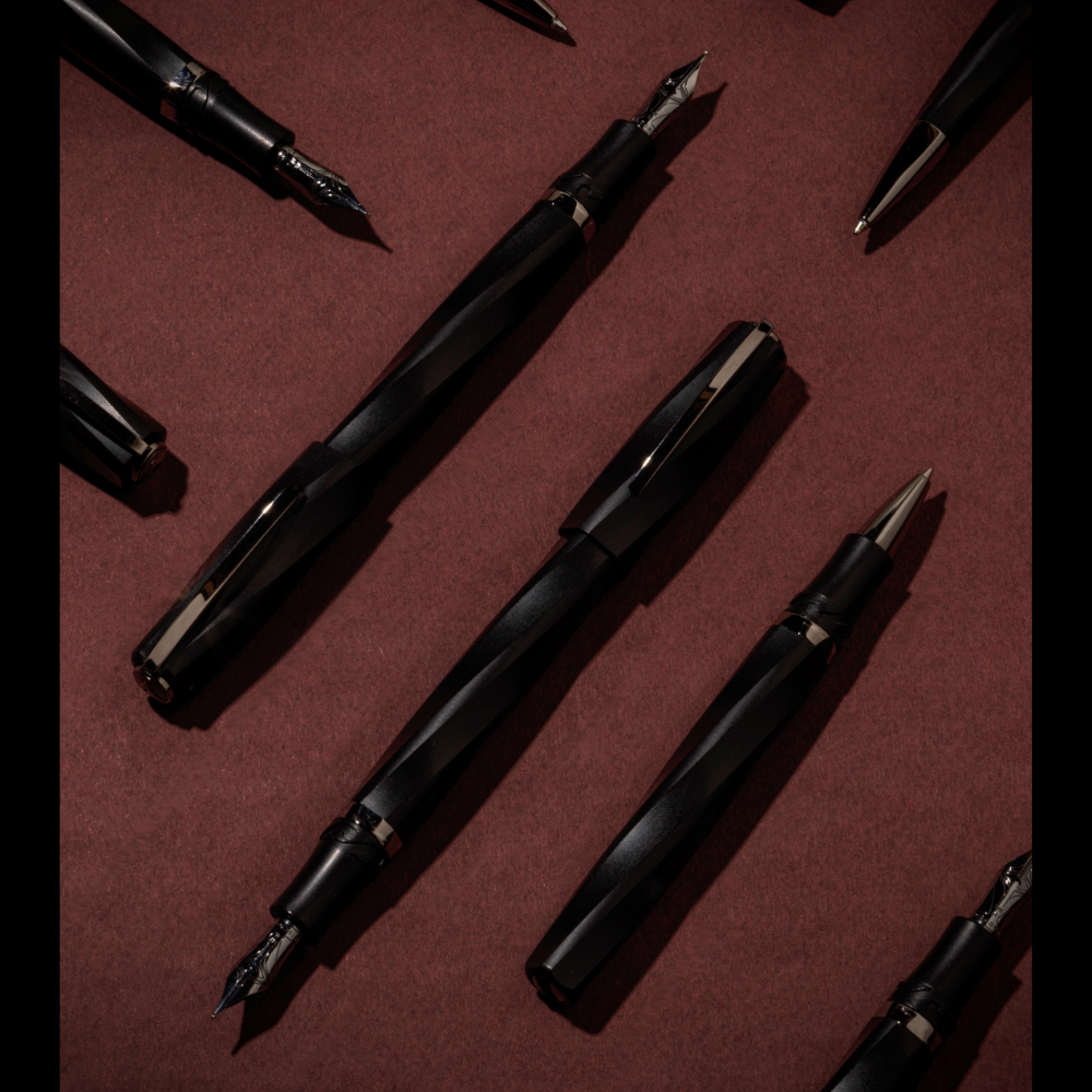 Visconti Divina Matte Black Ballpoint Visconti Divina Matte Black Ballpoint