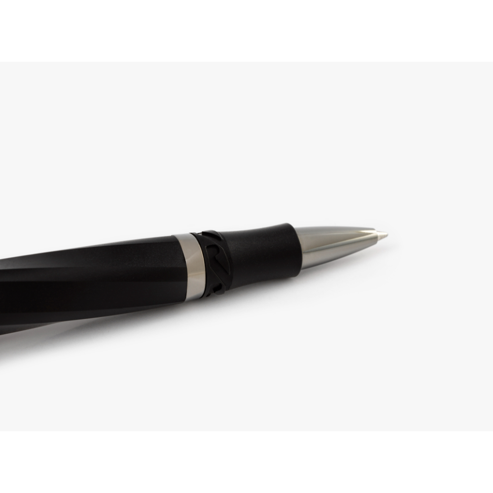 Visconti Divina Fashion Black GT Rollerball Visconti Divina Fashion Black GT Rollerball