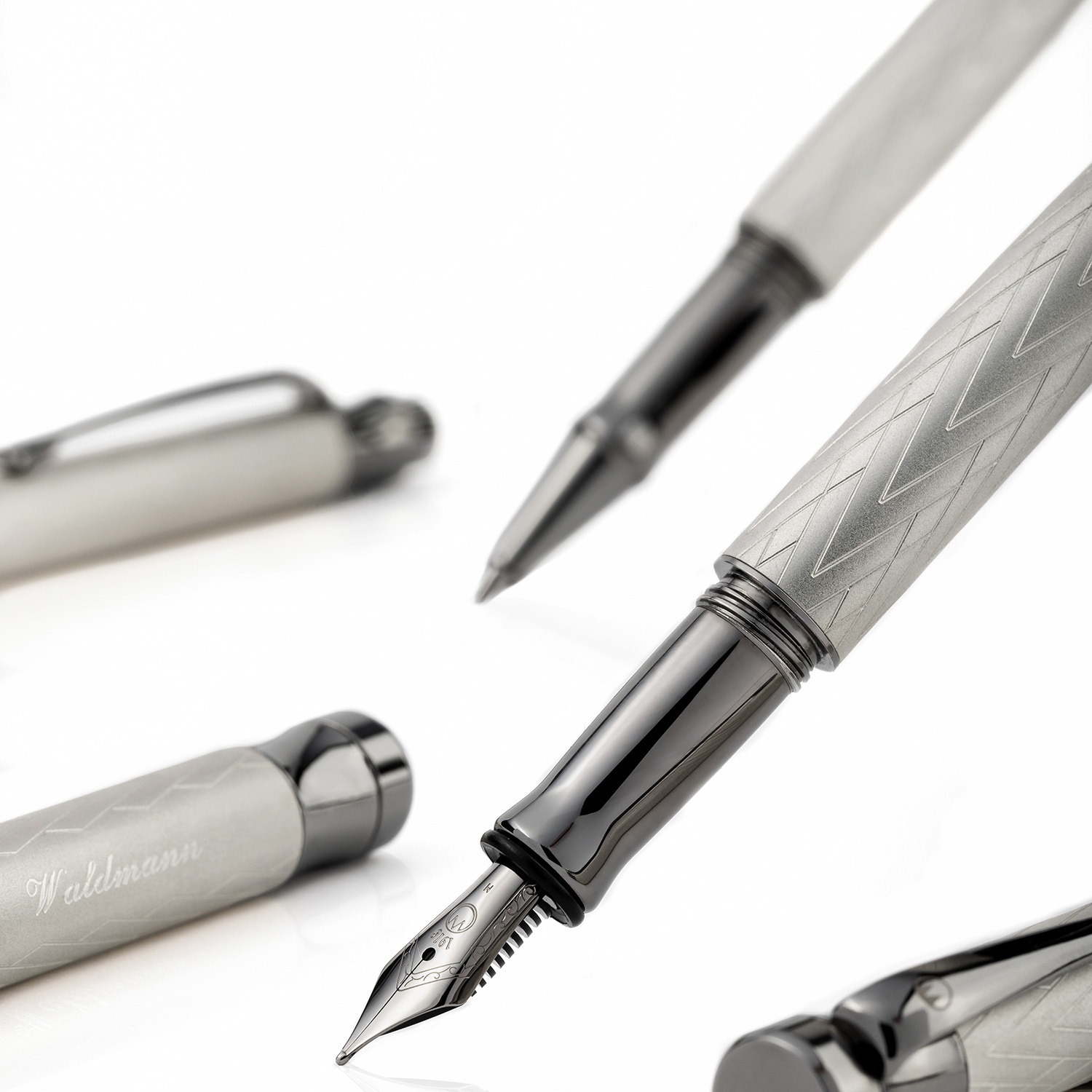 Waldmann Aura Night Füllfederhalter