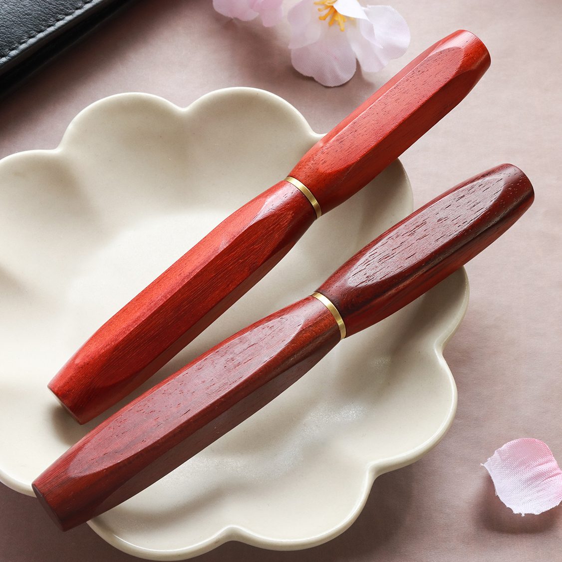 Wancher Densho 6 Facets Sandalwood Fountain Pen Wancher Densho 6 Facets Sandalwood Fountain Pen