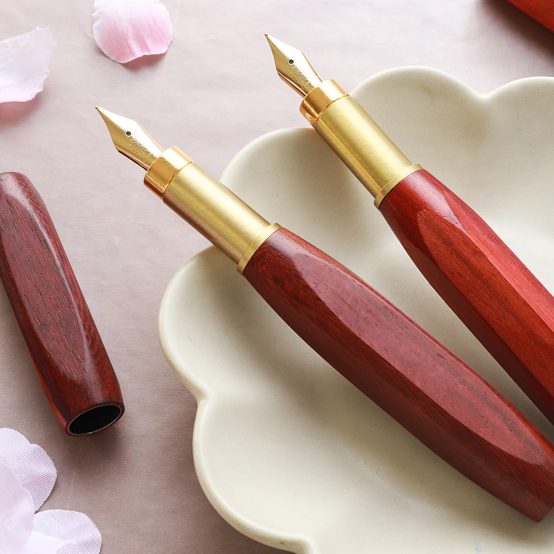 Wancher Densho 6 Facets Sandalwood Fountain Pen Wancher Densho 6 Facets Sandalwood Fountain Pen