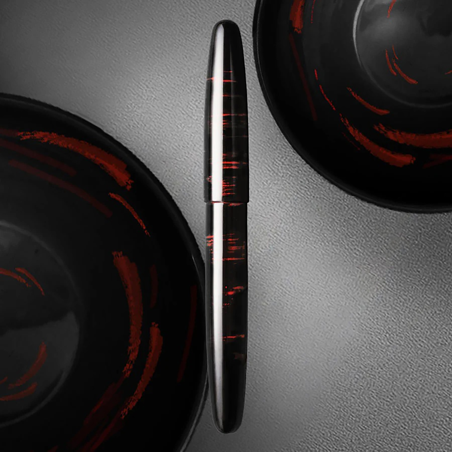 Wancher Dream Pen Aizu Urushi Akebono-nuri Fountain Pen Wancher Dream Pen Aizu Urushi Akebono-nuri Fountain Pen