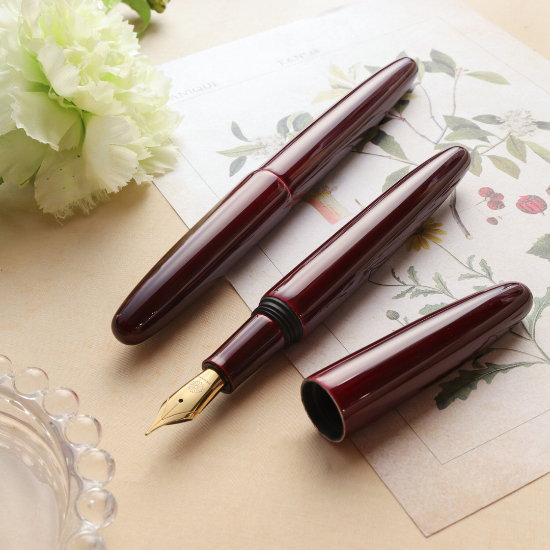 Wancher Dream Pen Aizu Urushi Tamamushi-nuri Aka Fountain Pen