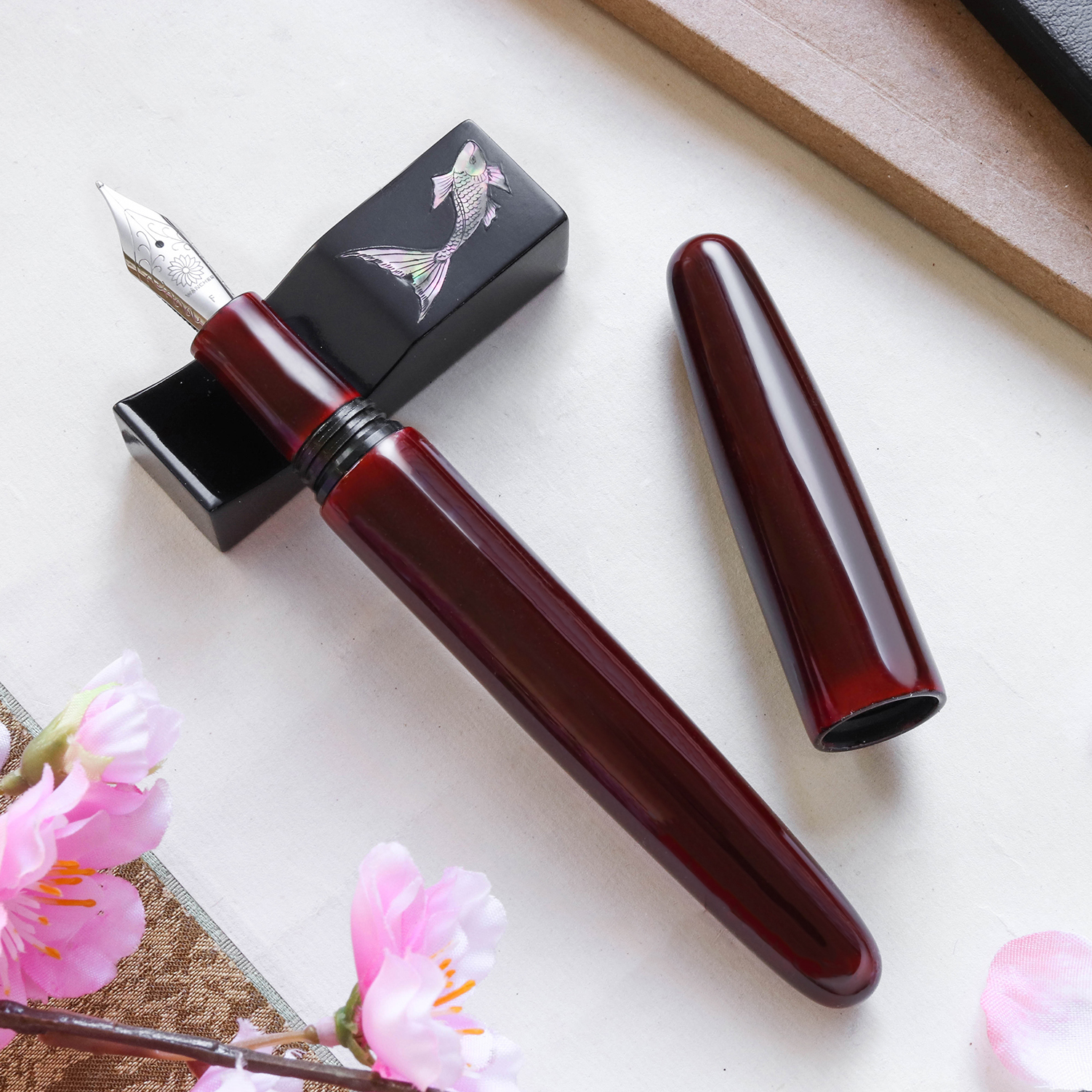 Wancher Dream Pen True Urushi Aka Tamenuri Fountain Pen Wancher Dream Pen True Urushi Aka Tamenuri Fountain Pen