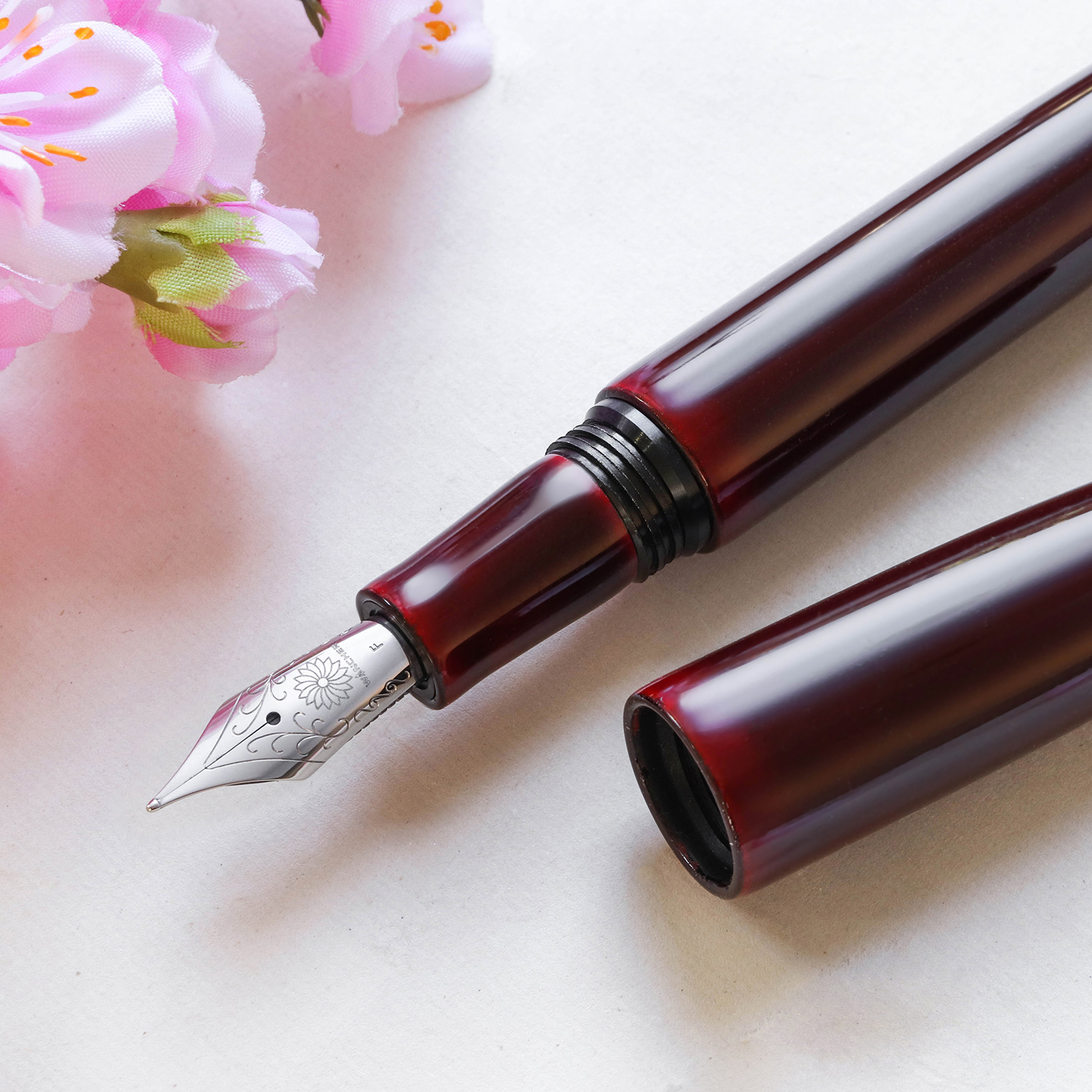 Wancher Dream Pen True Urushi Aka Tamenuri Fountain Pen Wancher Dream Pen True Urushi Aka Tamenuri Fountain Pen