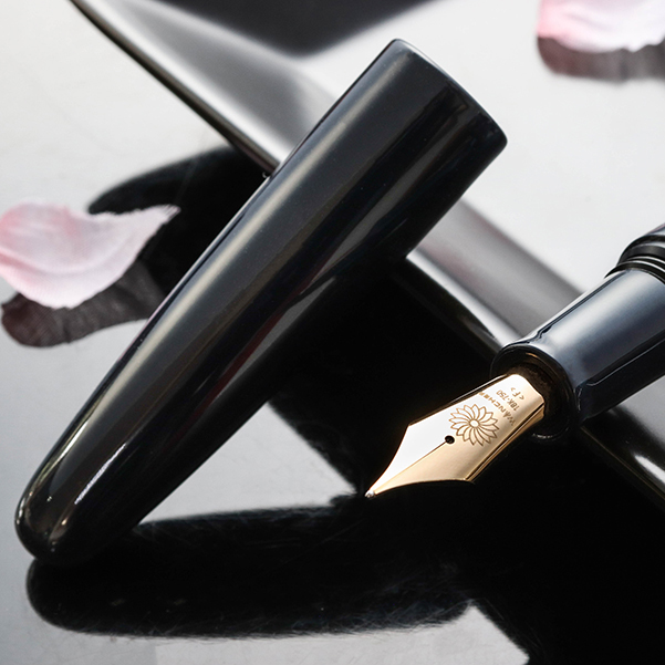 Wancher Dream Pen True Urushi Blue Fountain Pen Wancher Dream Pen True Urushi Blue Fountain Pen