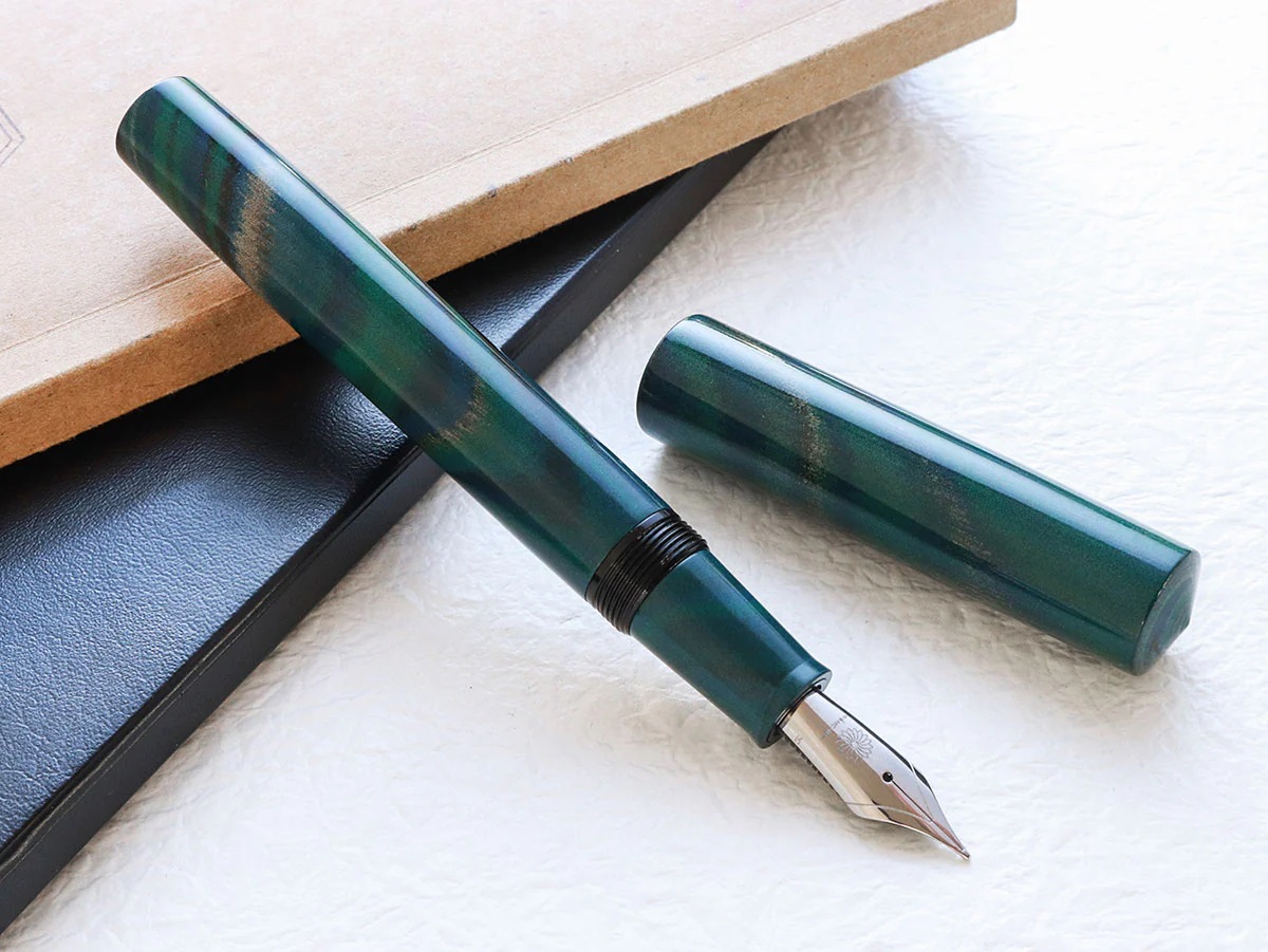 Wancher Mine Ebonite Marble Green Fountain Pen Wancher Mine Ebonite Marble Green Fountain Pen