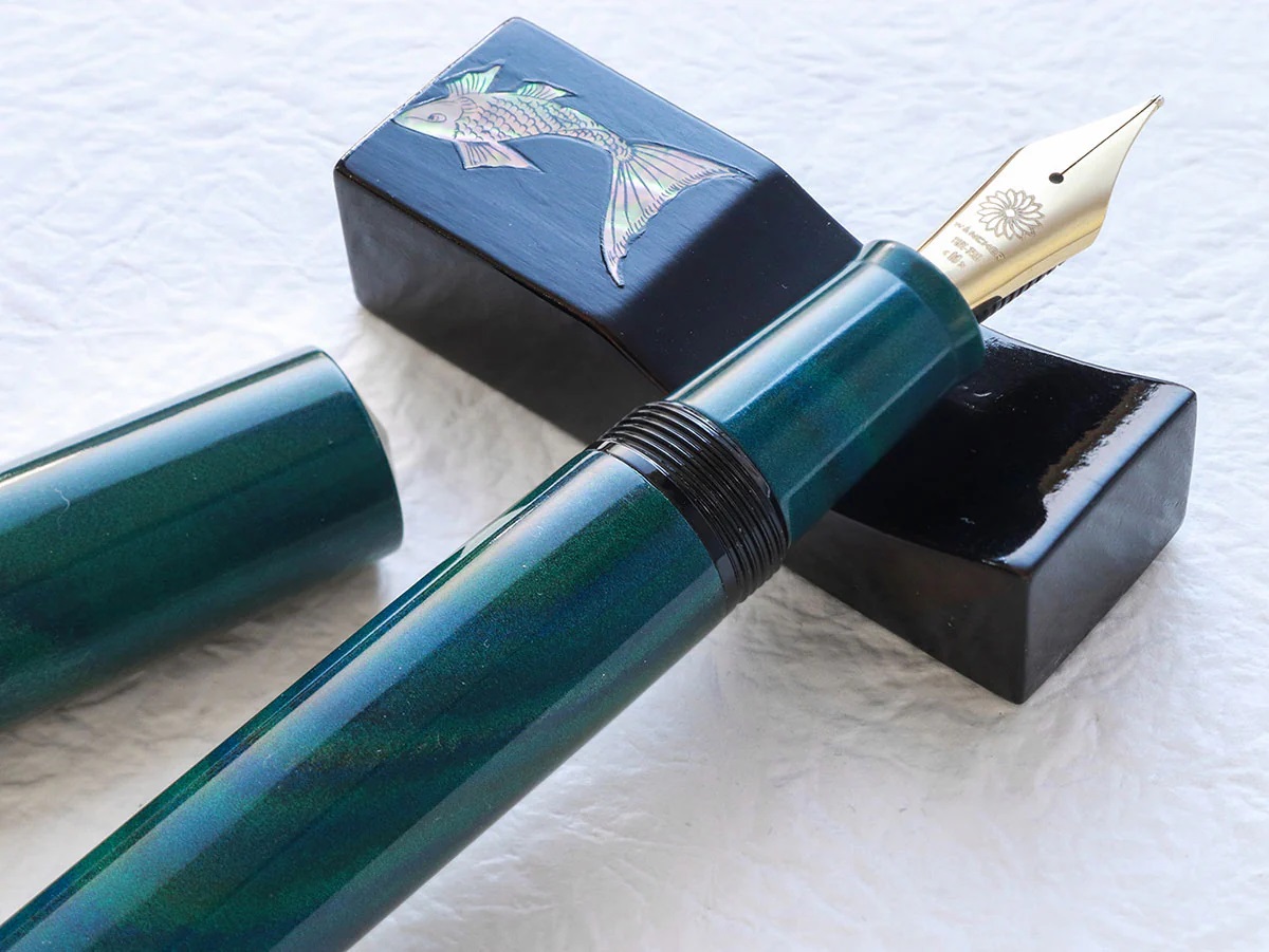 Wancher Mine Ebonite Marble Green Fountain Pen Wancher Mine Ebonite Marble Green Fountain Pen
