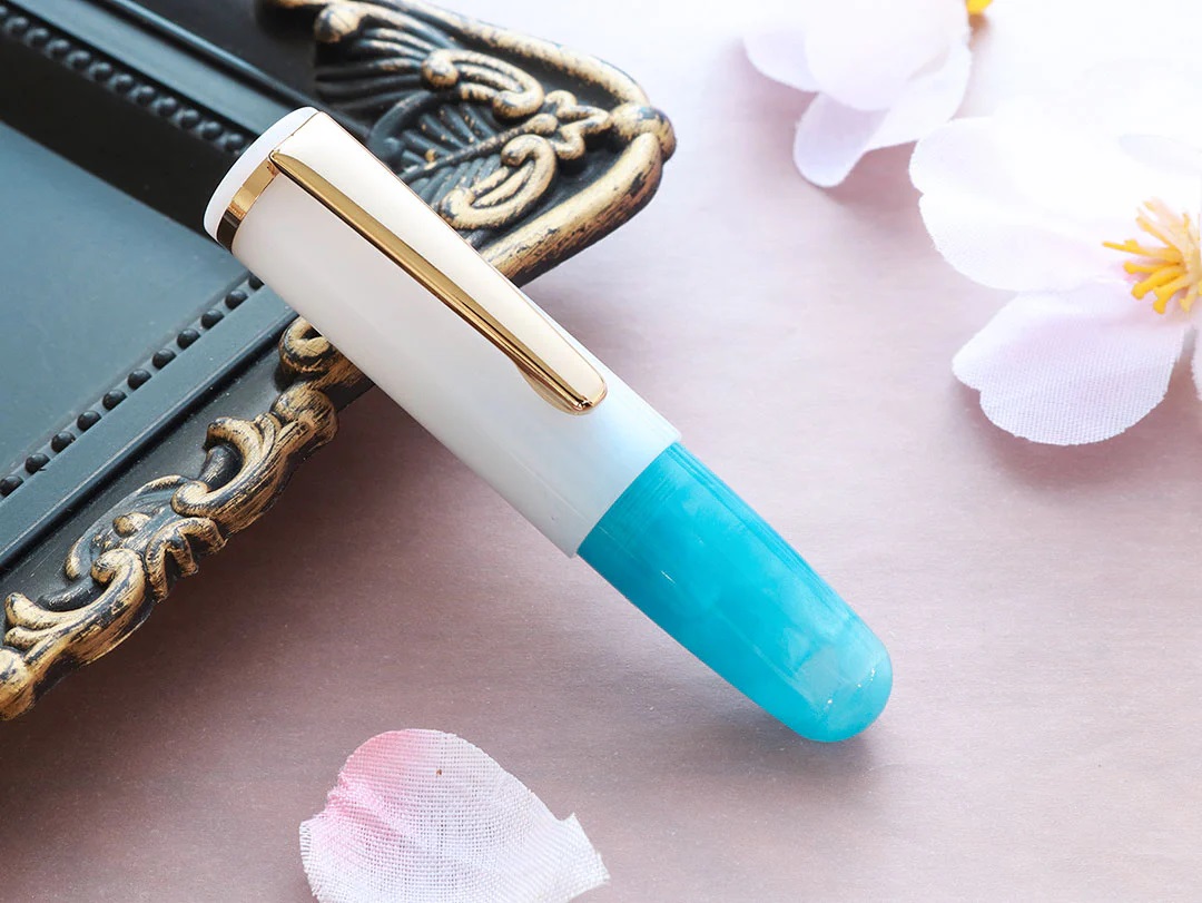 Wancher PuChiCo Arctic Blue GT Fountain Pen Wancher PuChiCo Arctic Blue GT Fountain Pen