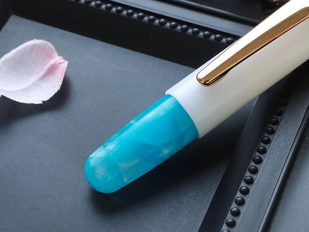 Wancher PuChiCo Arctic Blue GT Fountain Pen Wancher PuChiCo Arctic Blue GT Fountain Pen