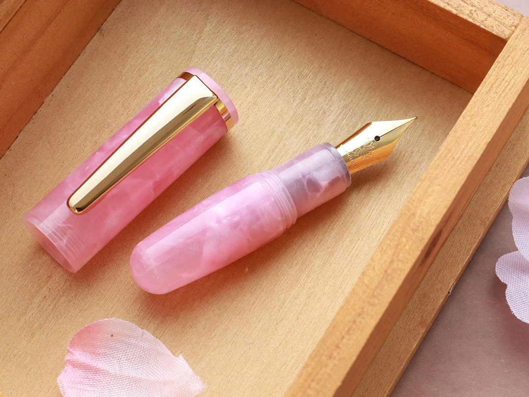 Wancher PuChiCo Peony Pink GT Stylo Plume