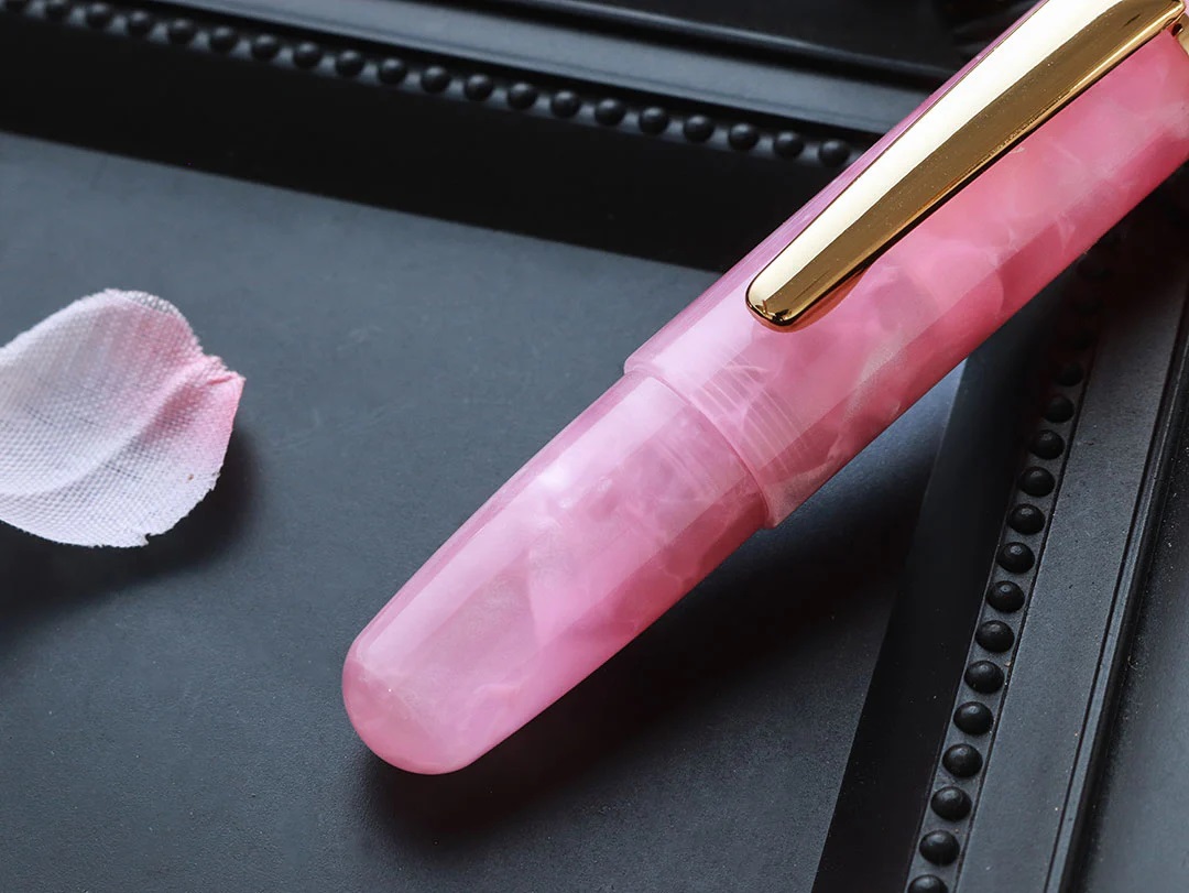 Wancher PuChiCo Peony Pink GT Stylo Plume