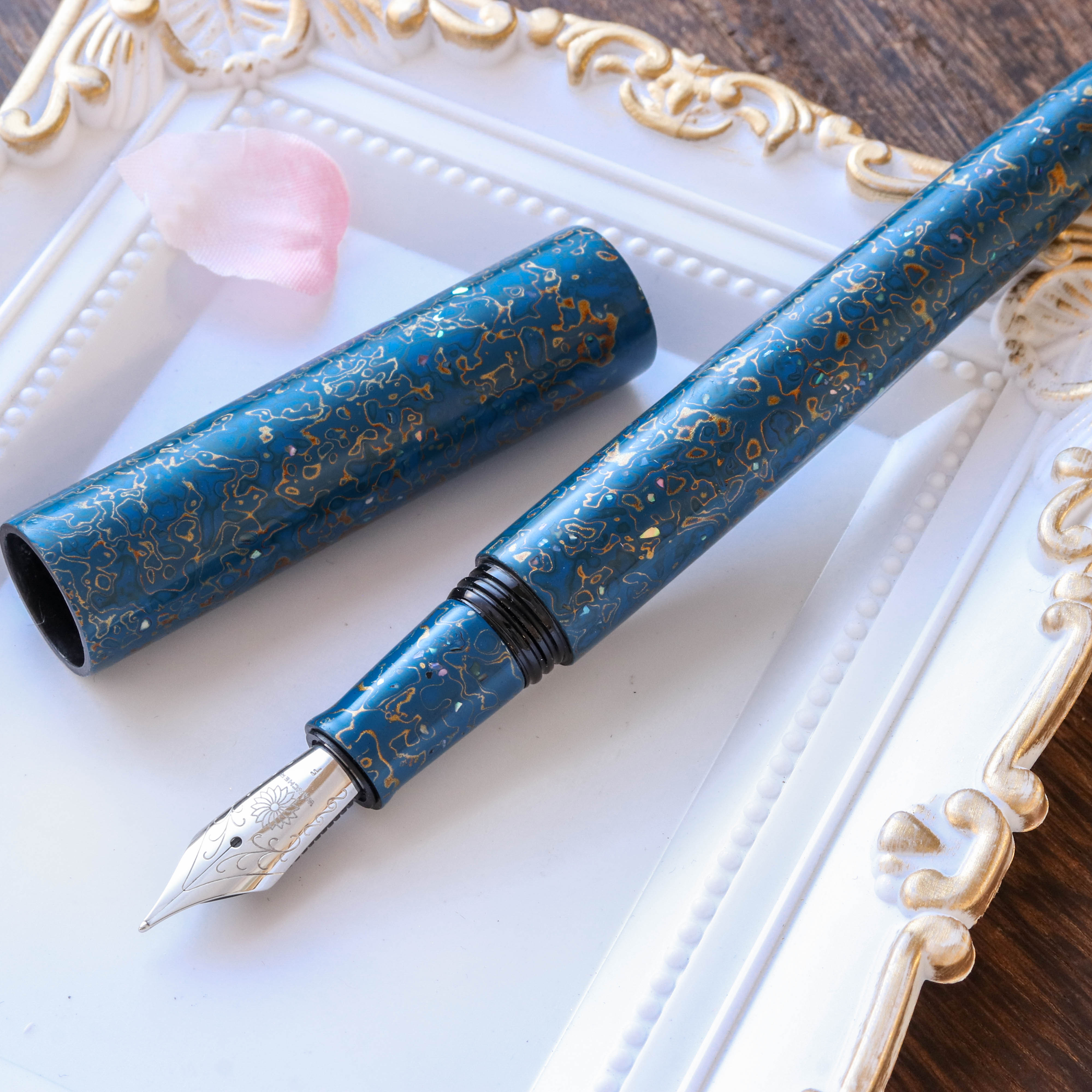 Wancher Sekai Saihi Urushi Ao-age Raden Stylo Plume