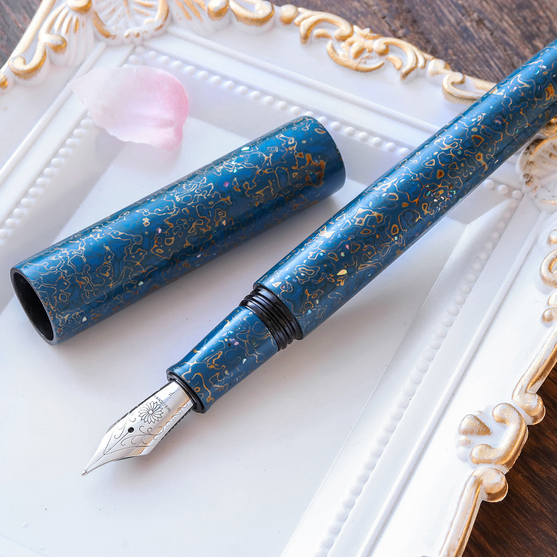 Wancher Sekai Saihi Urushi Ao-age Raden Stylo Plume