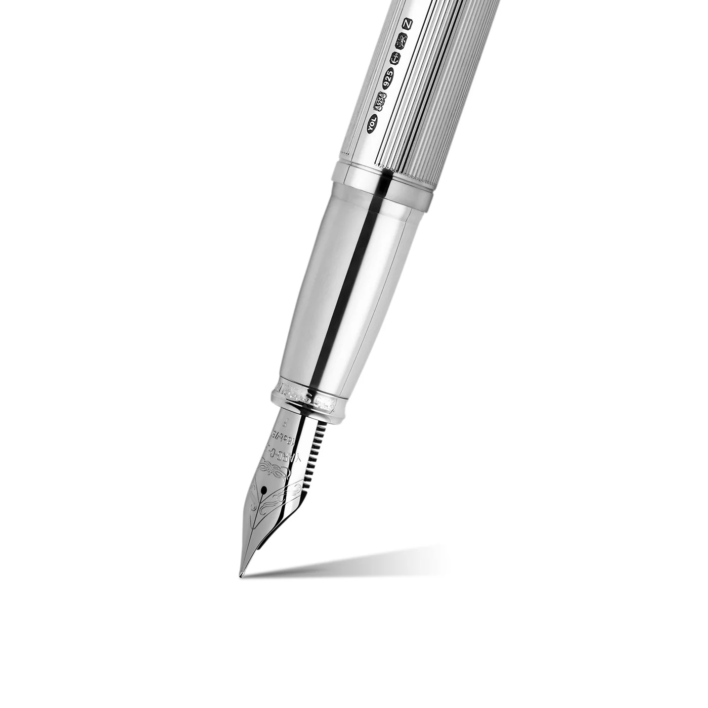 Yard O Led The Pinstripe 72 Sterling Silver Grand Fountain Pen Yard O Led The Pinstripe 72 Sterling Silver Grand Fountain Pen