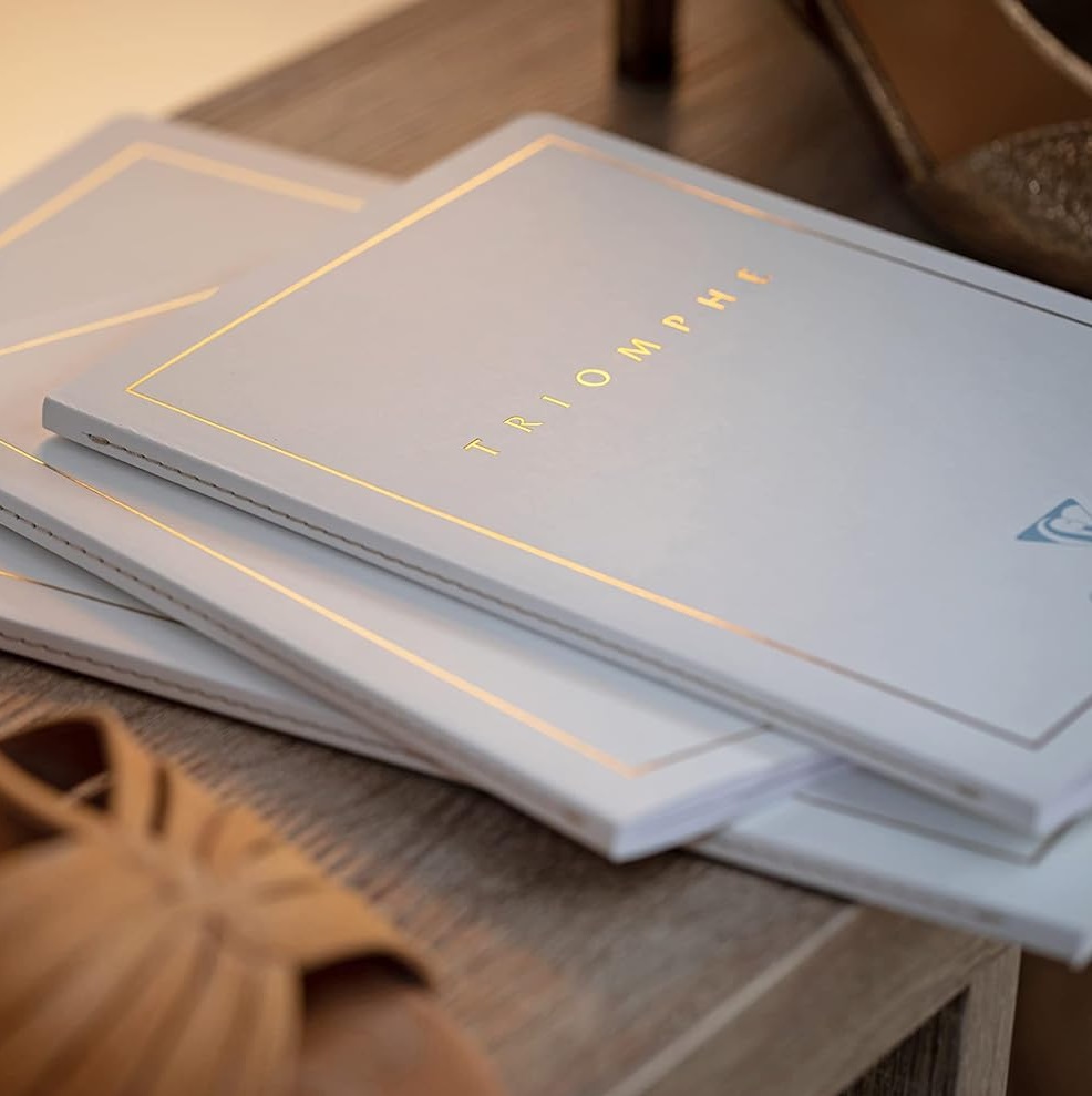 Clairefontaine Set Triomphe - 20 Buste Bianche 90x140mm + 20 Biglietti Bristol 82x128mm