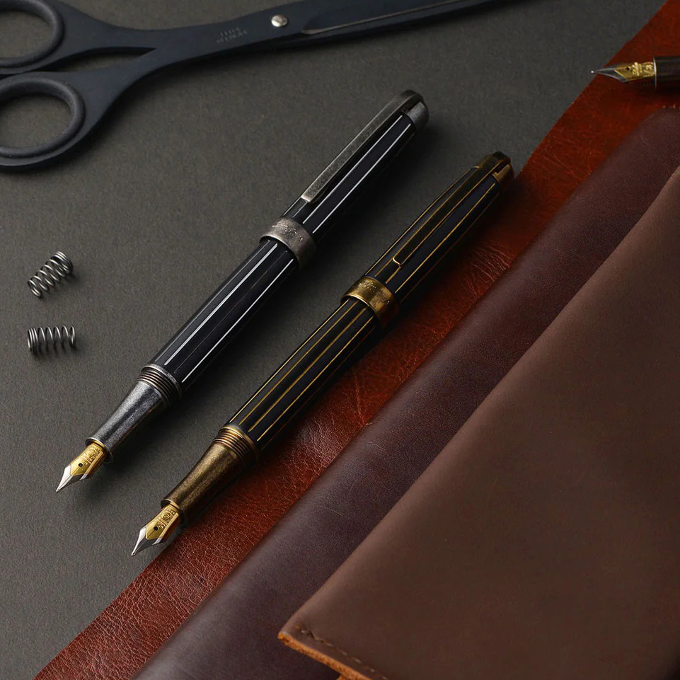 Laban Antique II Silver Fountain pen Laban Antique II Silver Fountain pen