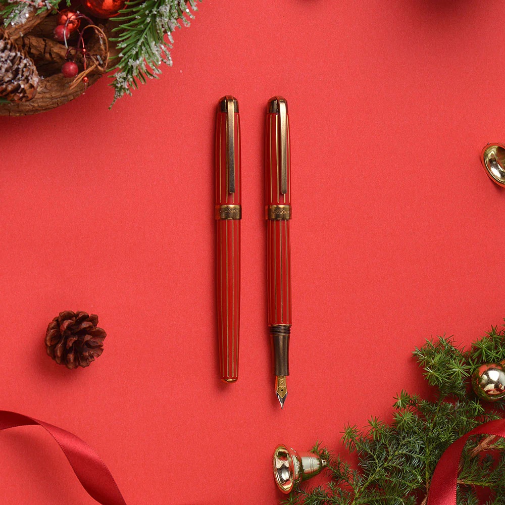 Laban Antique II Red Fountain pen Laban Antique II Red Fountain pen