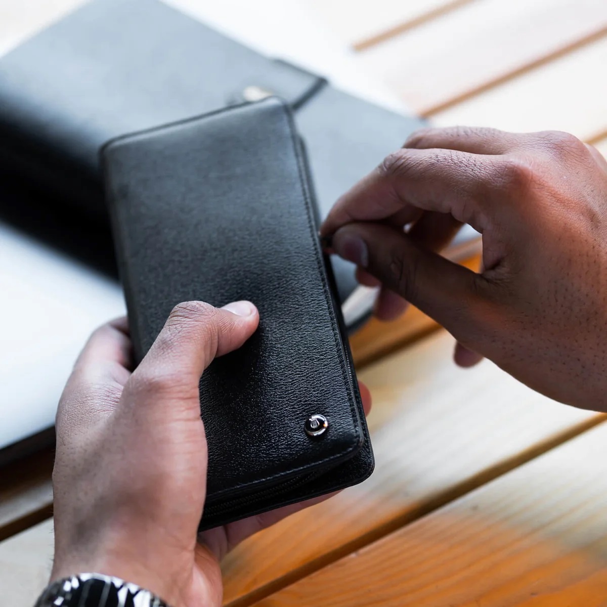 Lapis Bard Belgravia Black Zippered Pen Pouch (Double) Lapis Bard Belgravia Black Zippered Pen Pouch (Double)