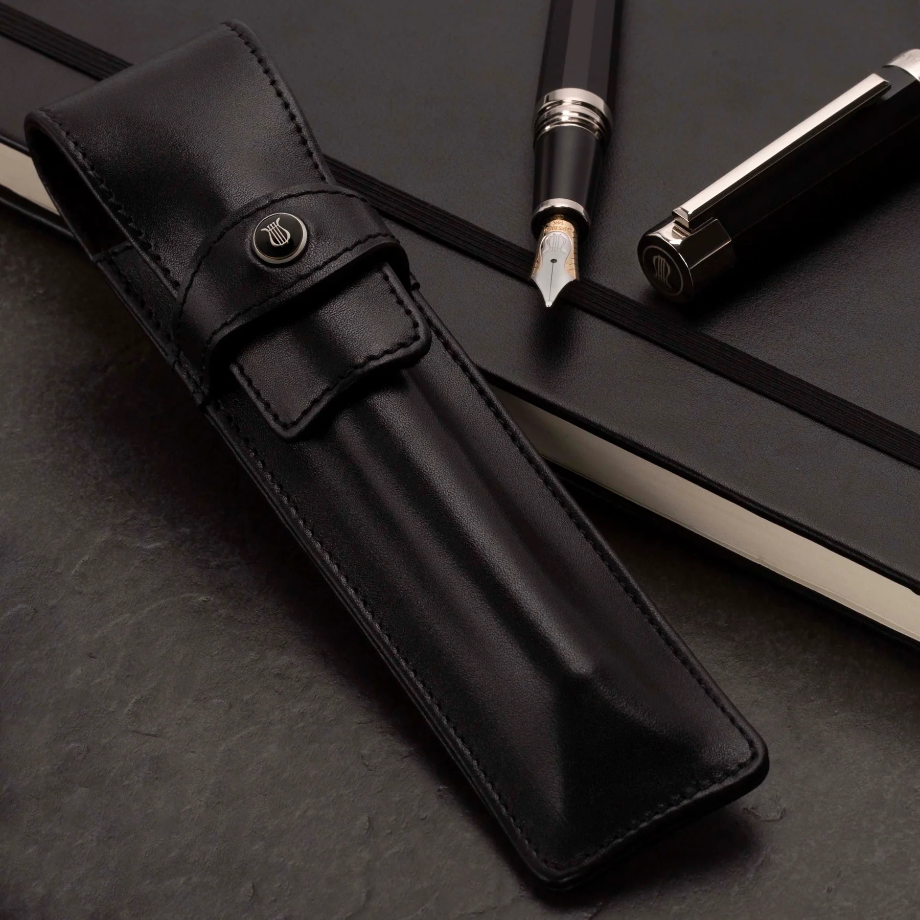 Lapis Bard Mayfair Black Pen Pouch (Single) Lapis Bard Mayfair Black Pen Pouch (Single)