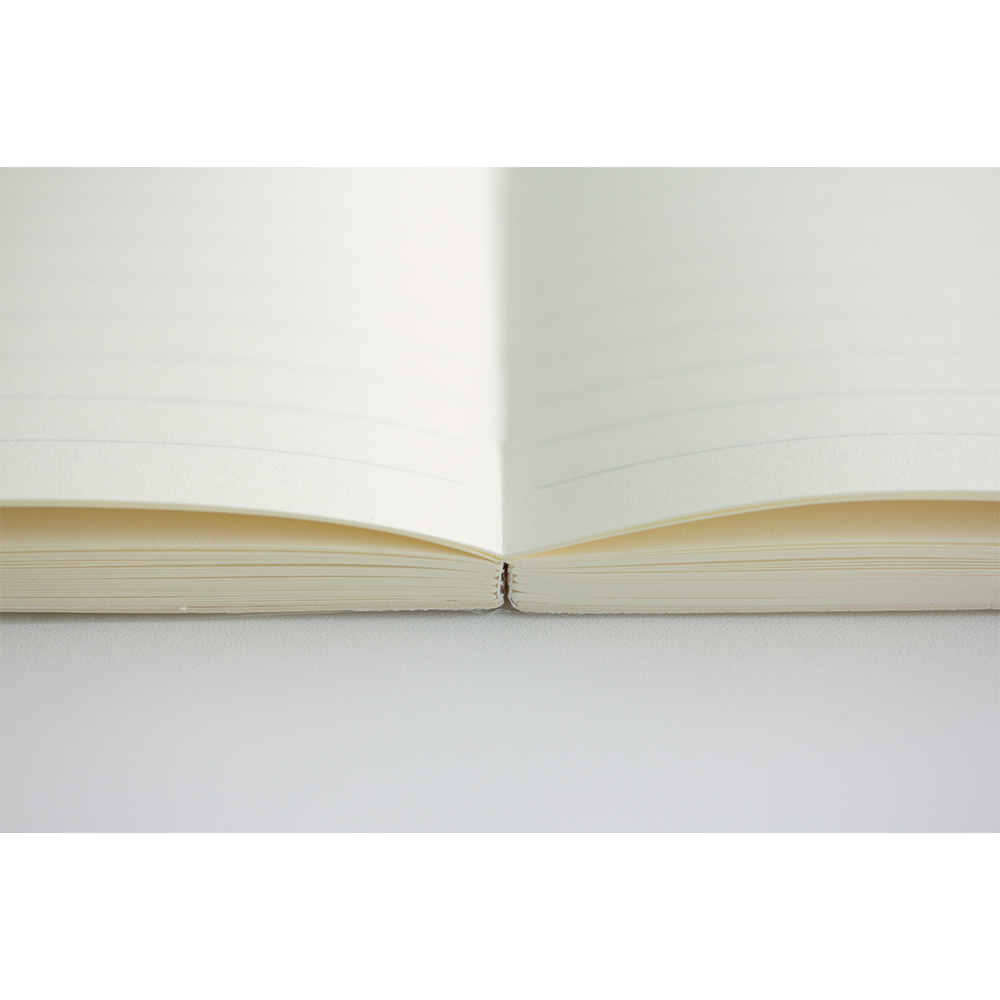 Midori MD Paper B6 Lined Notebook Midori MD Paper B6 Lined Notebook