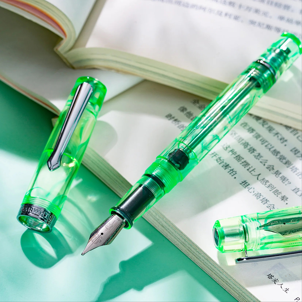 Nahvalur Original Plus Altifrons Green ST Fountain Pen Nahvalur Original Plus Altifrons Green ST Fountain Pen